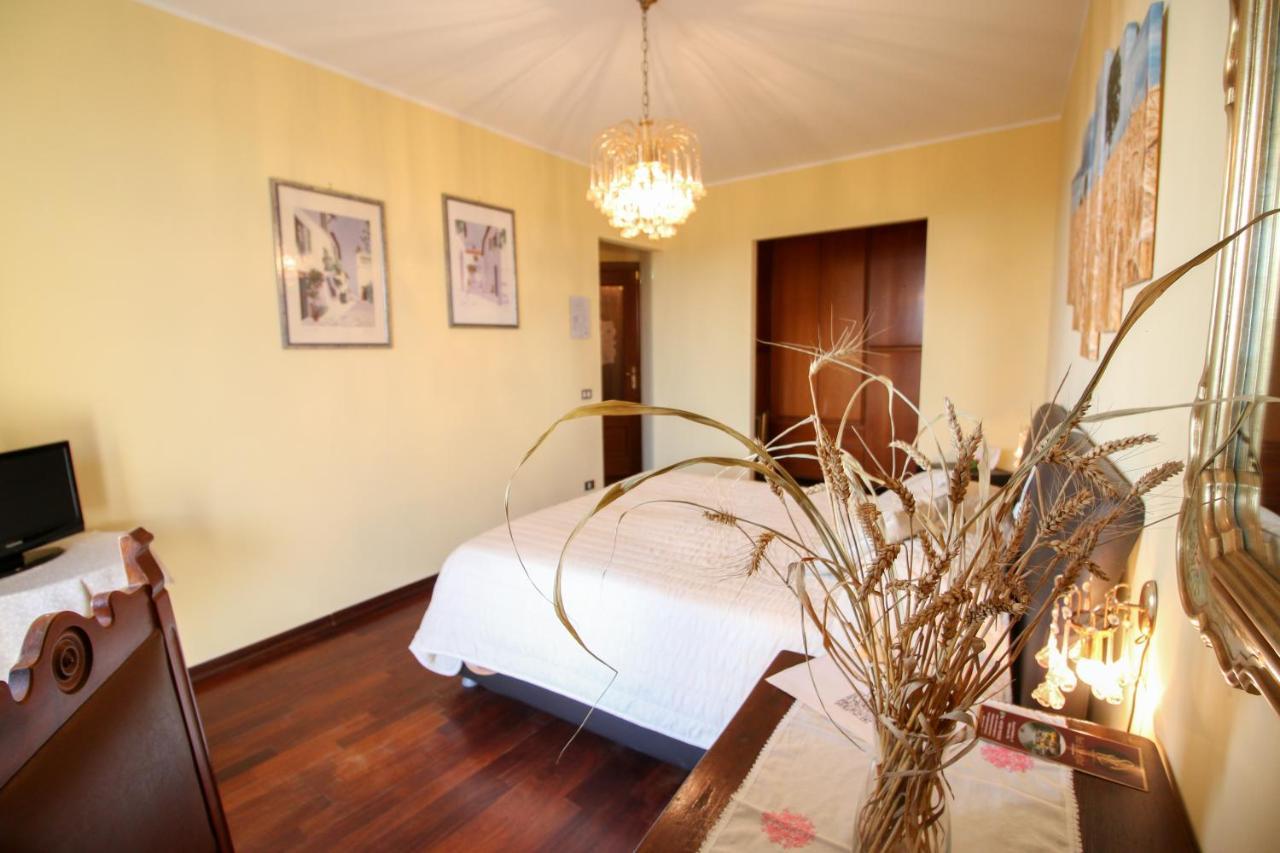 Bed and Breakfast Spighe Paglia E Girasole Candia Canavese Zewnętrze zdjęcie