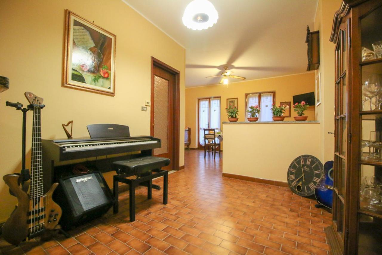 Bed and Breakfast Spighe Paglia E Girasole Candia Canavese Zewnętrze zdjęcie