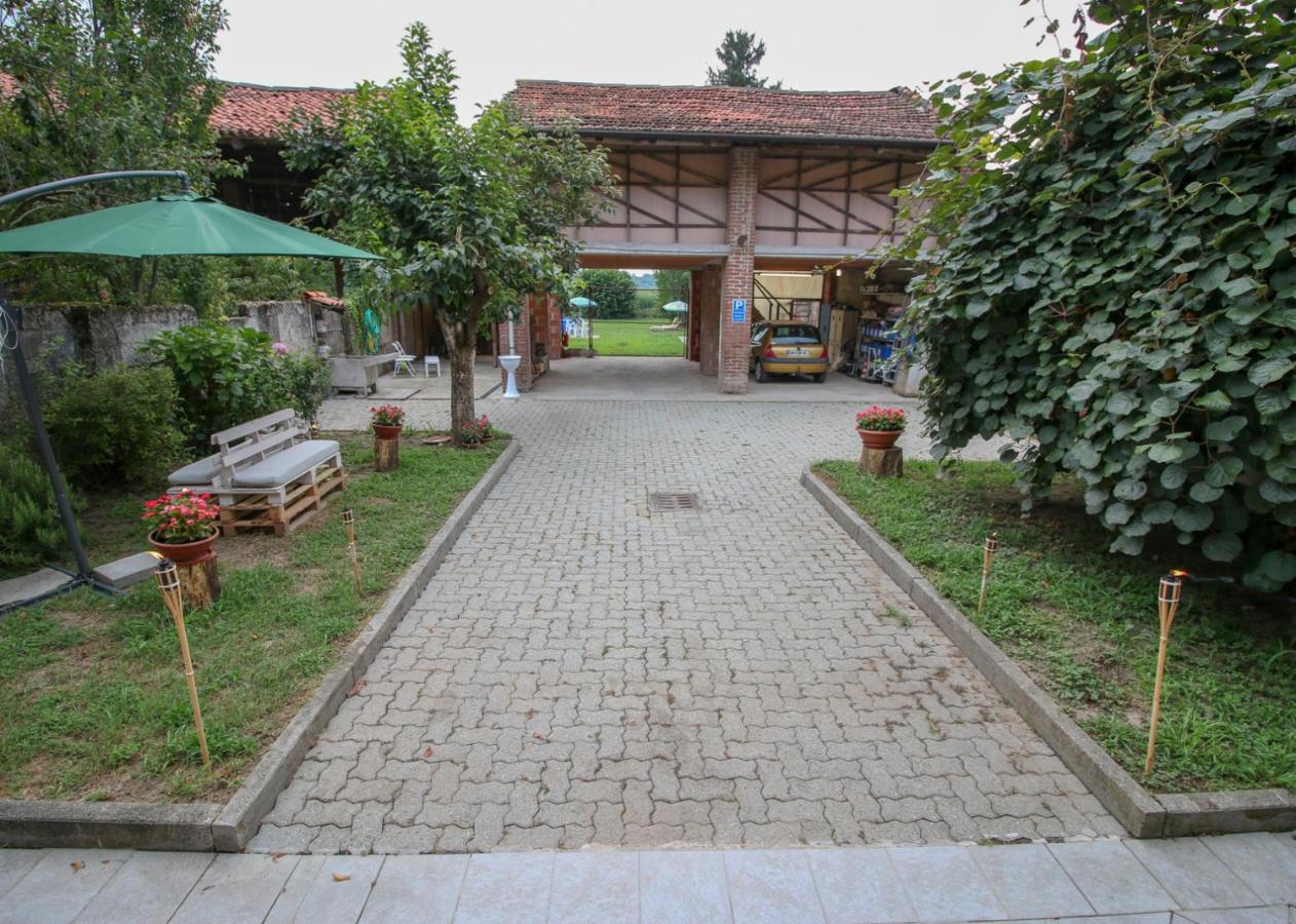 Bed and Breakfast Spighe Paglia E Girasole Candia Canavese Zewnętrze zdjęcie